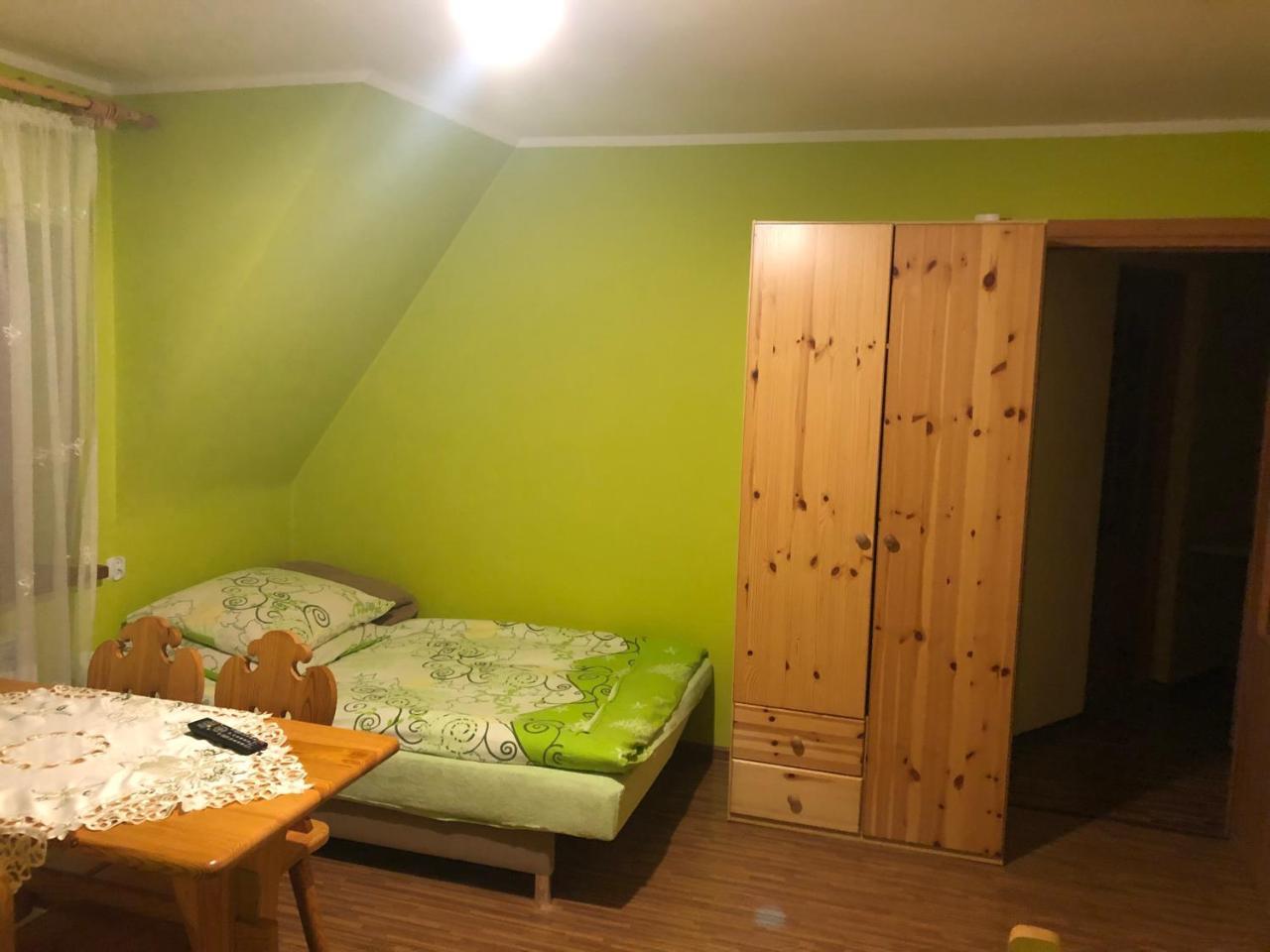Pokoje Goscinne Pod Gubalowka Nowe Bystre Kültér fotó